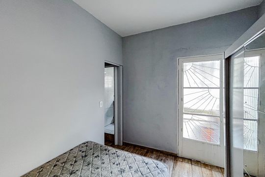Quarto 3 de casa para alugar com 3 quartos, 200m² em Vila Carrão, São Paulo