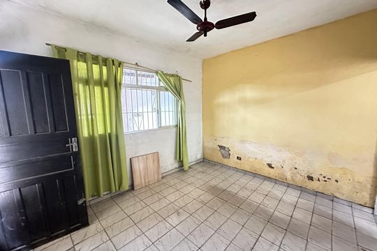 Sala de casa para alugar com 1 quarto, 50m² em Parque Sao Vicente, São Vicente