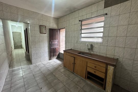 Cozinha de casa para alugar com 1 quarto, 50m² em Parque Sao Vicente, São Vicente