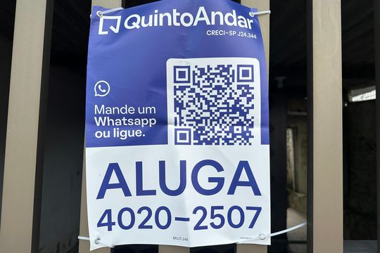 Fachada de casa para alugar com 1 quarto, 50m² em Parque Sao Vicente, São Vicente
