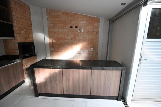 Casa de Condomínio para alugar com 2 quartos, 100m² em Residencial Center Ville, Goiânia