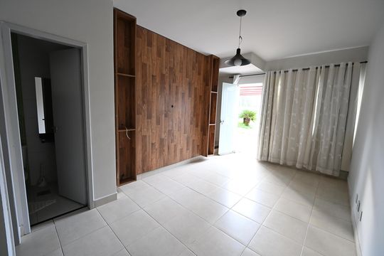 Casa de Condomínio para alugar com 2 quartos, 100m² em Residencial Center Ville, Goiânia