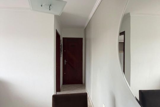 Corredor de apartamento para alugar com 3 quartos, 72m² em Nossa Senhora do Rosario, São José