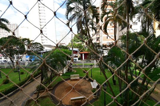 Sala - Vista de apartamento à venda com 2 quartos, 115m² em Centro, Campinas