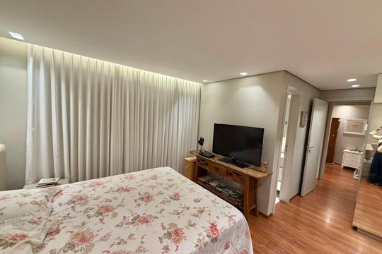 Suíte de apartamento à venda com 4 quartos, 120m² em Buritis, Belo Horizonte