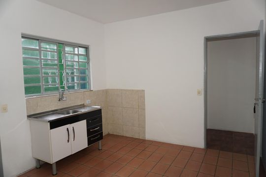 Casa para alugar com 2 quartos, 68m² em Jardim Casa Branca, Embu das Artes