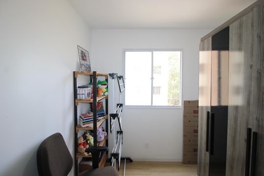 Quarto 1 de apartamento para alugar com 2 quartos, 44m² em Gleba do Pêssego, São Paulo