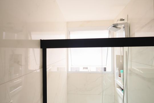 Banheiro de apartamento para alugar com 2 quartos, 42m² em Jardim Boa Vista (zona Oeste), Osasco