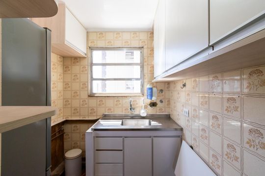 Cozinha de apartamento para alugar com 2 quartos, 45m² em Jabaquara, São Paulo