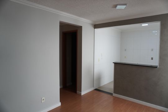 Sala de apartamento à venda com 2 quartos, 42m² em Jardim Bertoni, Americana