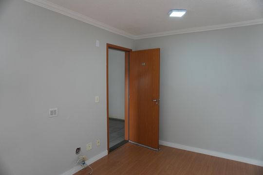 Sala de apartamento à venda com 2 quartos, 42m² em Jardim Bertoni, Americana