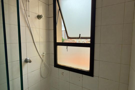 Banheiro de apartamento para alugar com 2 quartos, 49m² em Campos Elíseos, São Paulo