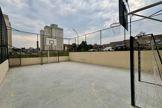 Quadra de apartamento para alugar com 2 quartos, 54m² em Jardim Lourdes, Ferraz de Vasconcelos