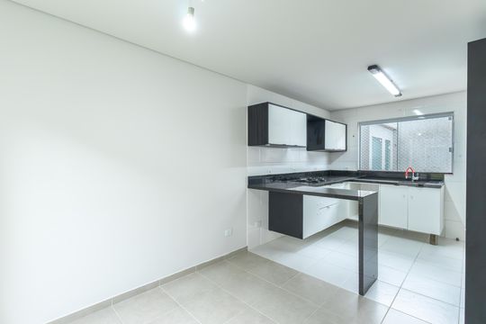 Sala 2 de casa de condomínio à venda com 2 quartos, 115m² em Cachoeira, Curitiba