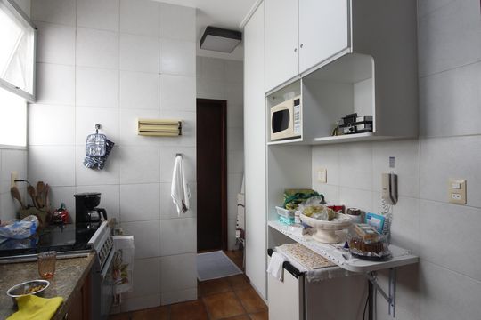 Cozinha de apartamento para alugar com 3 quartos, 130m² em Vila Nova, Cabo Frio