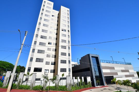 Fachada do Prédio de apartamento para alugar com 2 quartos, 74m² em Vila 31 de Março, Campinas