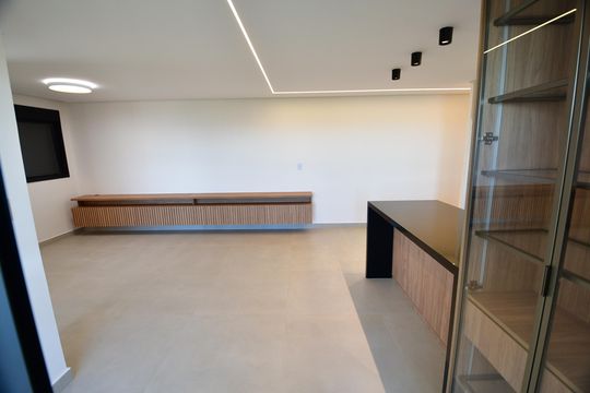 Sala de apartamento para alugar com 2 quartos, 74m² em Vila 31 de Março, Campinas