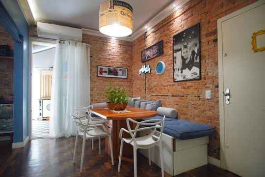 Apartamento à venda com 2 quartos, 73m² em Floresta, Porto Alegre