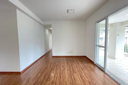 Sala de apartamento à venda com 3 quartos, 110m² em Jardim Arpoador, São Paulo
