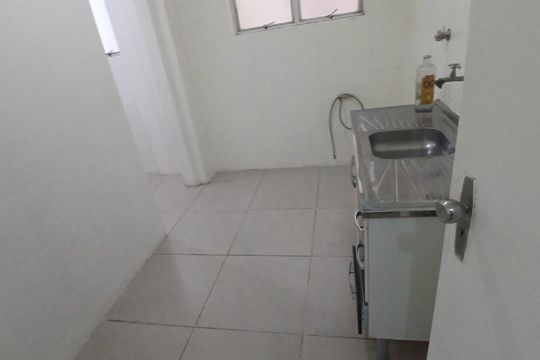 Cozinha de apartamento para alugar com 2 quartos, 52m² em Cidade D’Abril, São Paulo