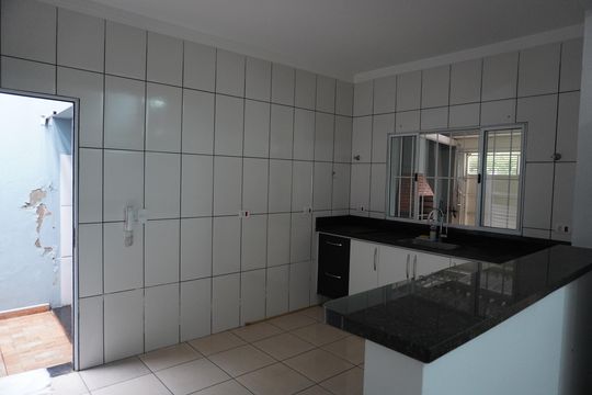 Cozinha e Área de Serviço de casa à venda com 2 quartos, 151m² em Vila Jones, Americana