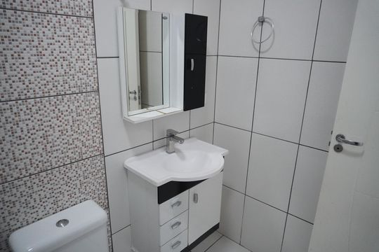 Banheiro de casa à venda com 2 quartos, 151m² em Vila Jones, Americana