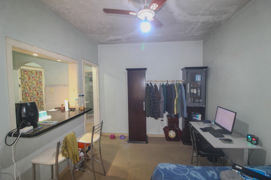 Sala de apartamento à venda com 1 quarto, 43m² em Santana, Porto Alegre