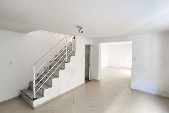 Casa para alugar com 3 quartos, 90m² em Vila Ré, São Paulo