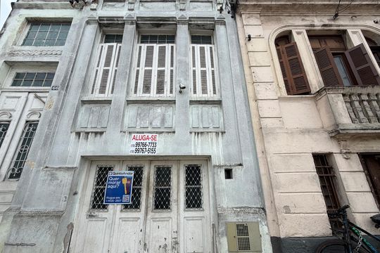 Fachada de casa para alugar com 3 quartos, 213m² em Vila Mathias, Santos