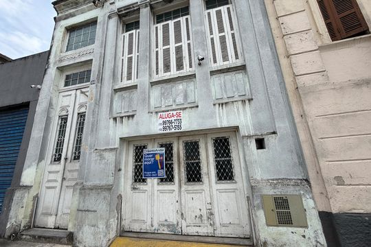 Fachada de casa para alugar com 3 quartos, 213m² em Vila Mathias, Santos
