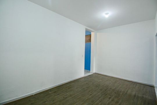Sala de casa para alugar com 3 quartos, 213m² em Vila Mathias, Santos