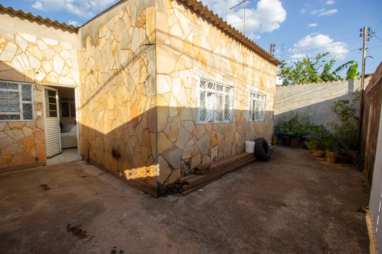 Casa para alugar com 3 quartos, 250m² em Ceilândia Norte , Brasília