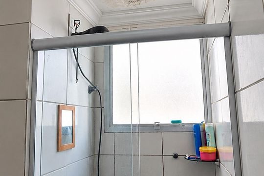 Banheiro de apartamento para alugar com 2 quartos, 46m² em Santo Afonso, Novo Hamburgo