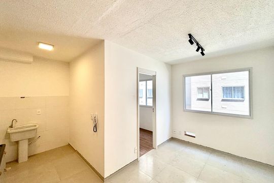 Sala de apartamento à venda com 2 quartos, 34m² em Guaianases, São Paulo