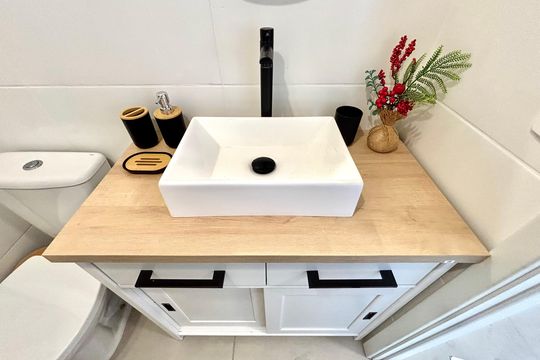 Banheiro de apartamento à venda com 2 quartos, 34m² em Guaianases, São Paulo