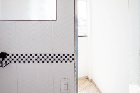 Banheiro de casa para alugar com 2 quartos, 80m² em Jardim Canhema, Diadema