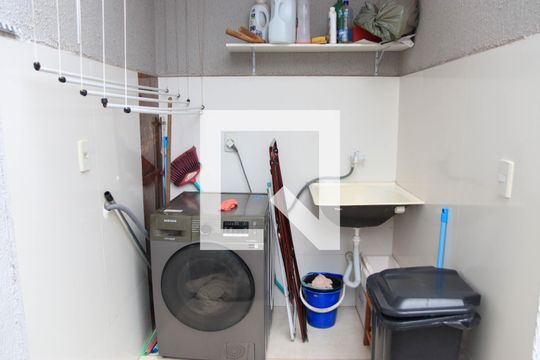 Casa para alugar com 2 quartos, 192m² em Jardim Novo Mundo, Goiânia