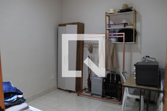 Casa para alugar com 2 quartos, 192m² em Jardim Novo Mundo, Goiânia