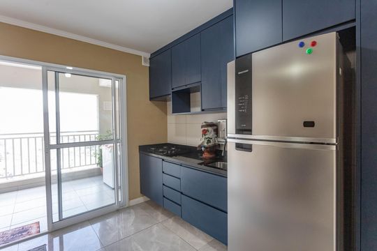 Cozinha de apartamento à venda com 2 quartos, 45m² em Jardim Elisa, Diadema
