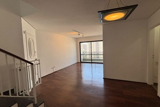 Casa à venda com 3 quartos, 255m² em Brooklin, São Paulo