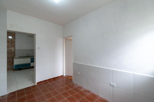 Casa para alugar com 1 quarto, 60m² em Vila Santa Catarina, São Paulo