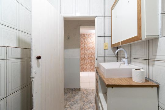 Banheiro de casa para alugar com 1 quarto, 60m² em Vila Santa Catarina, São Paulo