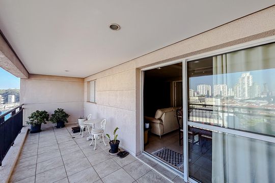 Varanda de apartamento à venda com 3 quartos, 131m² em Tatuapé, São Paulo