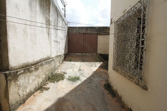 Garagem de apartamento à venda com 3 quartos, 101m² em Barroca, Belo Horizonte