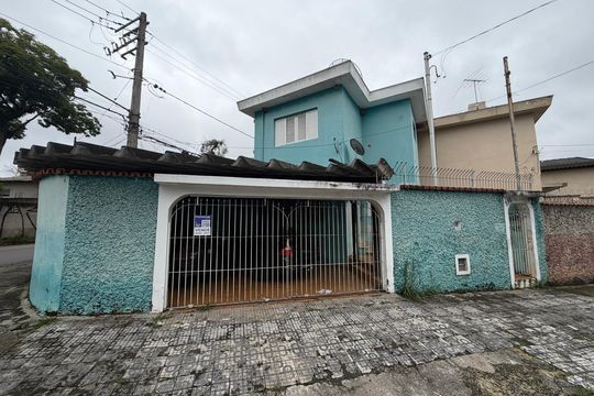 Fachada de casa à venda com 2 quartos, 123m² em Baeta Neves, São Bernardo do Campo