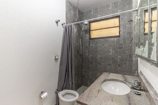 Banheiro de apartamento à venda com 1 quarto, 65m² em Campos Elíseos, São Paulo