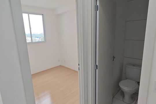Corredor de apartamento para alugar com 2 quartos, 35m² em Centro, Guarulhos