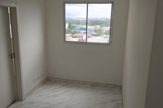 Sala de apartamento para alugar com 2 quartos, 35m² em Centro, Guarulhos