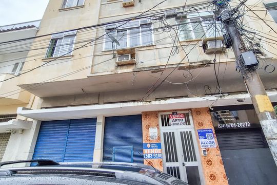 Placa de apartamento para alugar com 1 quarto, 40m² em Higienópolis, Rio de Janeiro