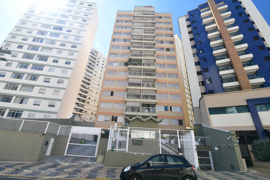 Fachada do Prédio de apartamento à venda com 3 quartos, 118m² em Vila Itapura, Campinas